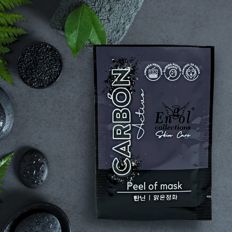 MASCARILLA PEEL-OFF DE CARBÓN ACTIVADO DE ENGOL
