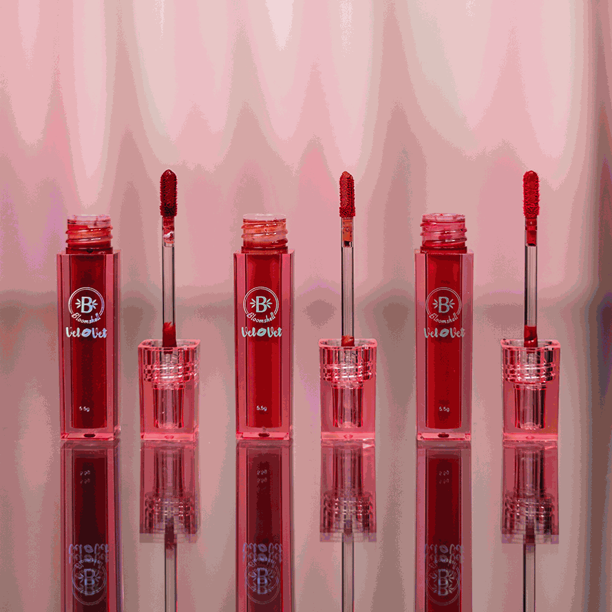 BRILLO + TINTA VELVET LIPS DE BLOOMSHELL